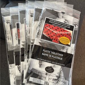 Plastic Tablecover with Black graduation Design